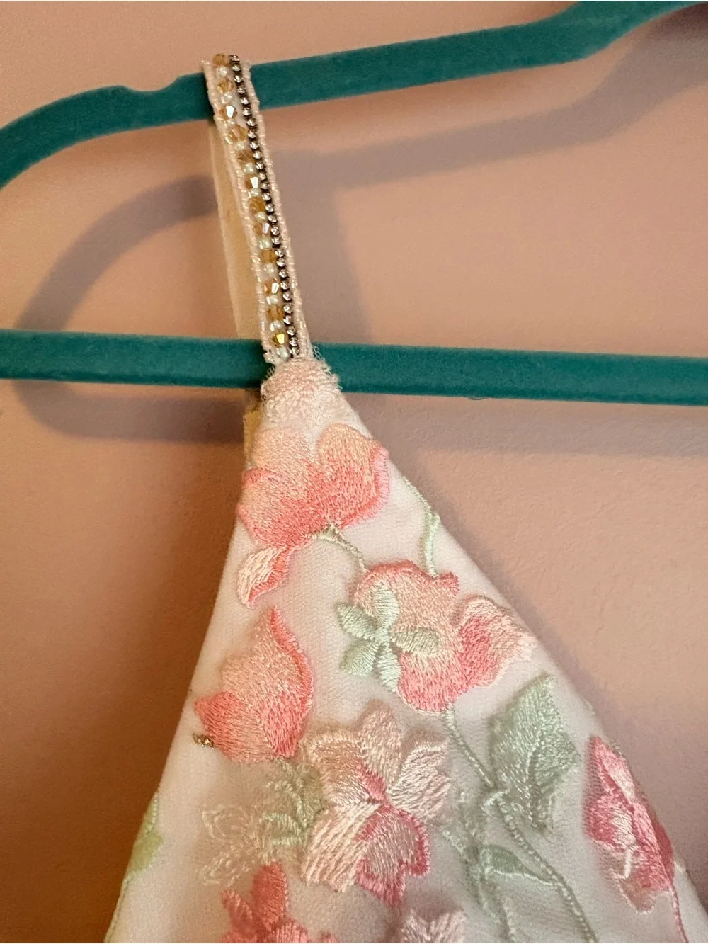 ❤️Alyce Paris Pink Floral Embroidered White Tulle Bottom - Picture 4 of 9